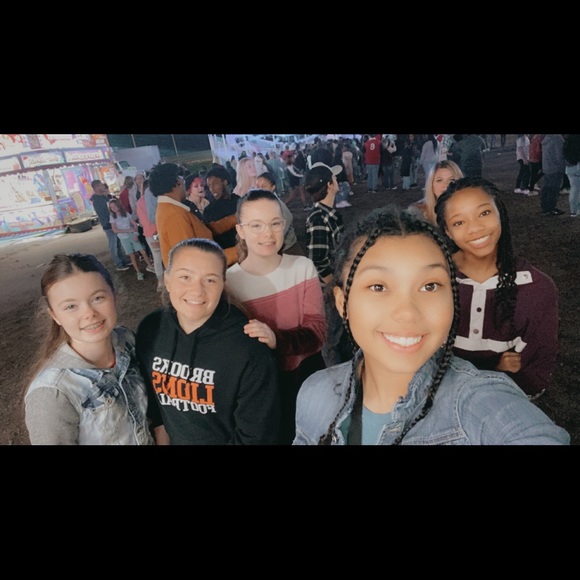 Meet your Posher, Brynn - Picture 7 of 15